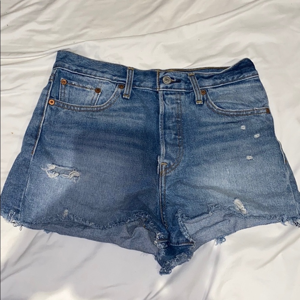 Levi’s shorts